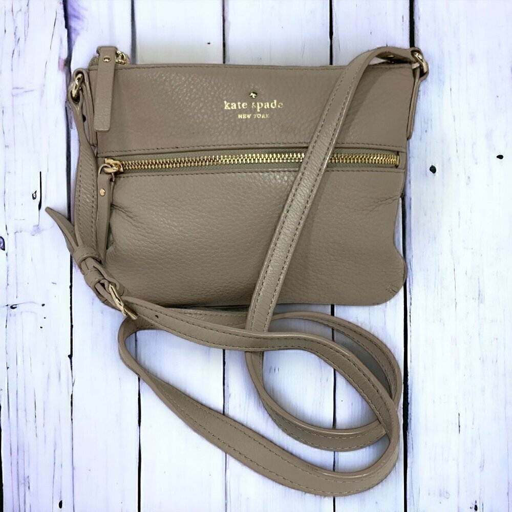 Kate Spade New York Cobble Hill Tenley Crossbody Bag Beige Pebble Grain Leather